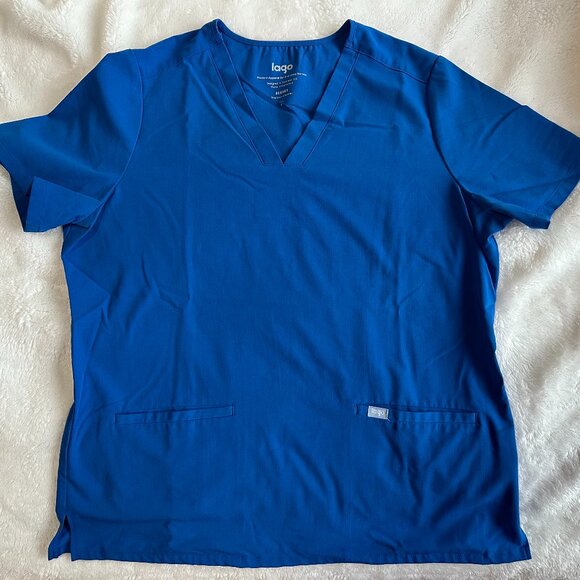 Lago Crescent Scrub Top - Picture 1 of 4